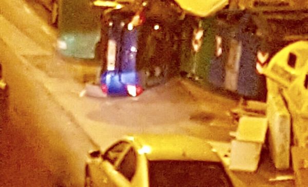 Así quedaba el coche tras el impacto